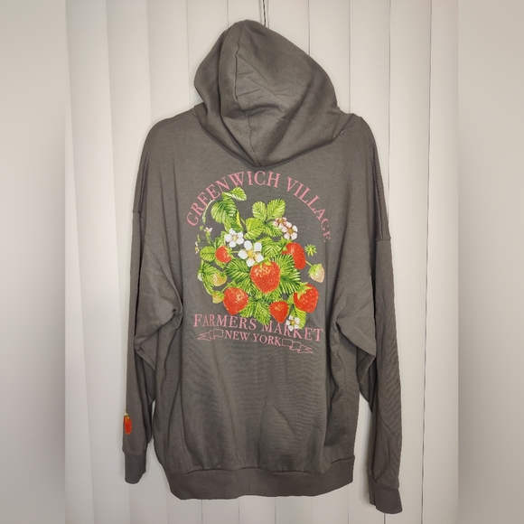 Hi res grey New York strawberry hoodie size L - Picture 2 of 3